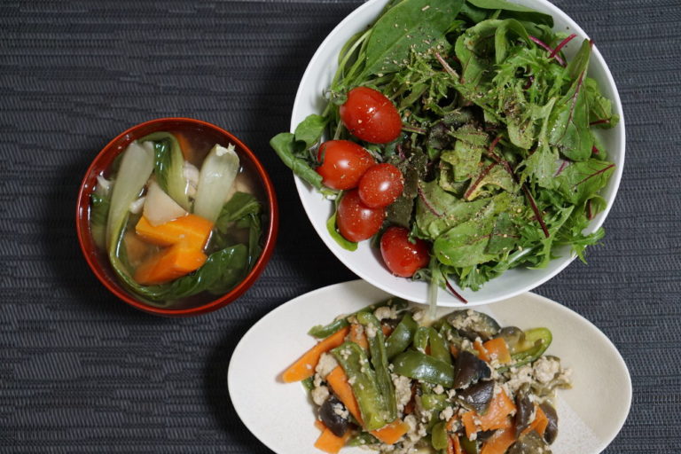 失敗した鶏ガラスープとなべしぎのエセ中華定食 つよめし