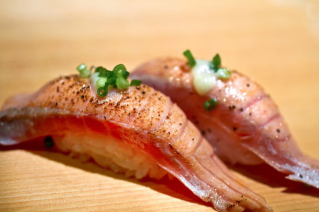鮭・サーモンは種類によって脂質の量が違う！という話