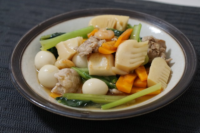 小松菜をひと袋たっぷり使った栄養豊富な八宝菜