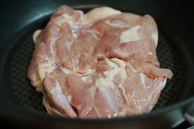 カリカリチキンのおかずになる塩スープ つよめし